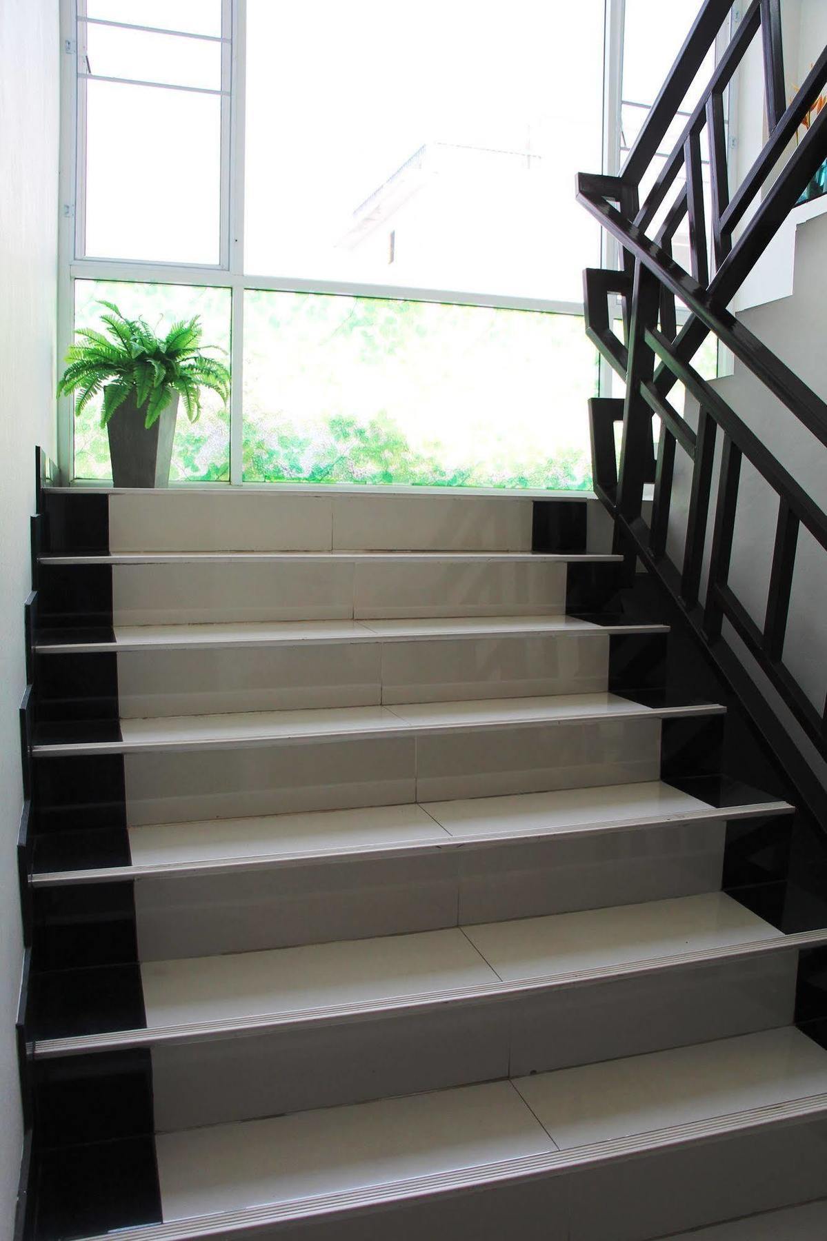Modern Inn By Saifon Nong Khai Exterior foto
